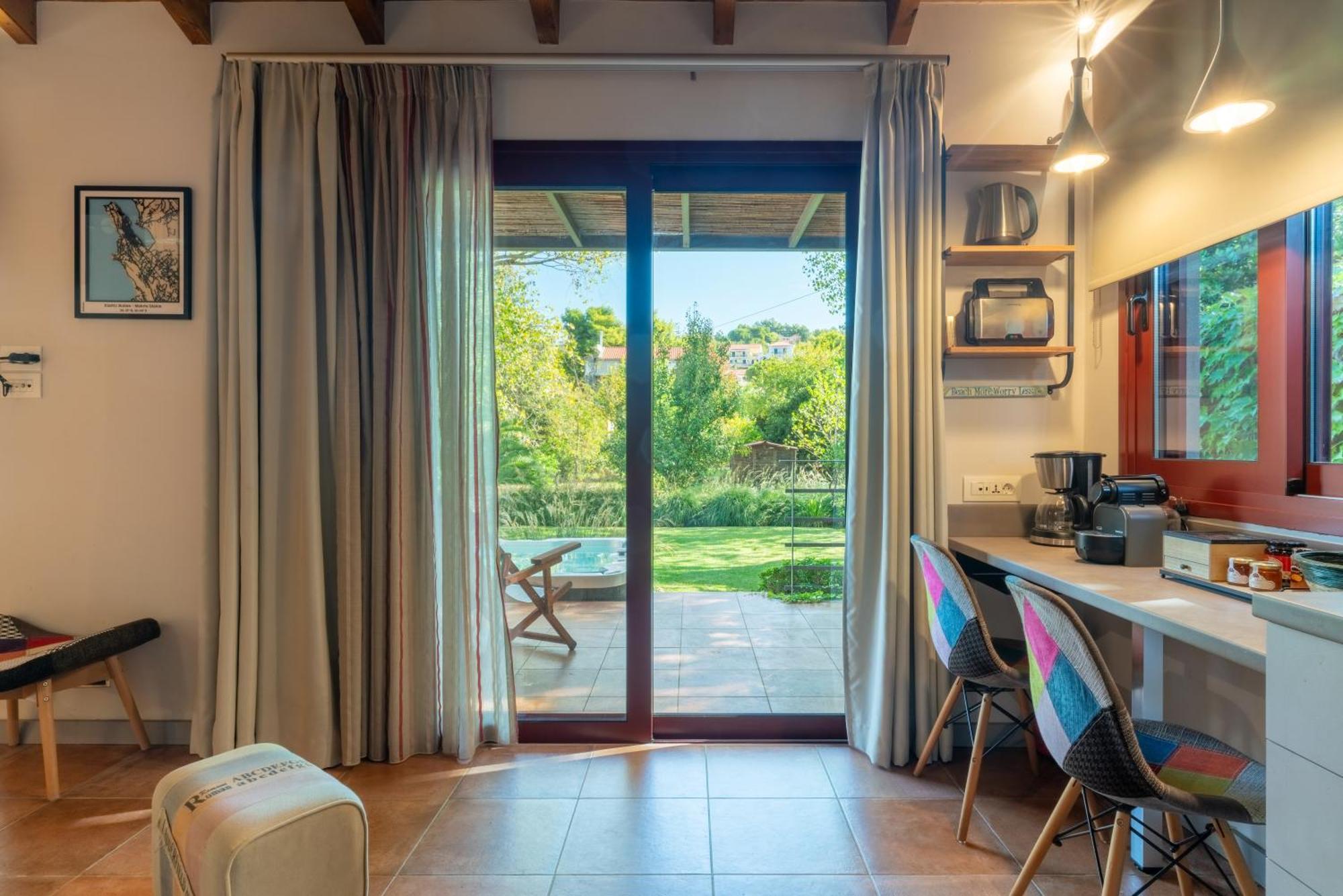 Klaritz Luxury Suites Ласси Экстерьер фото