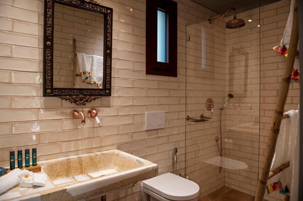 Klaritz Luxury Suites Ласси Экстерьер фото